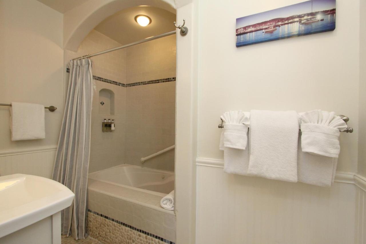 Lamp Lighter Inn And Sunset Suites Carmel-by-the-Sea Eksteriør billede